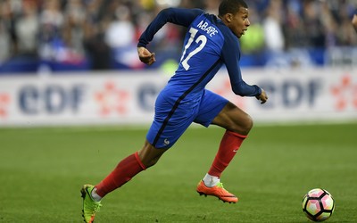 九体育精华-世预赛惊险晋级之路